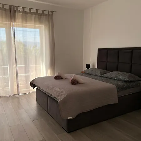 Apartment Belas